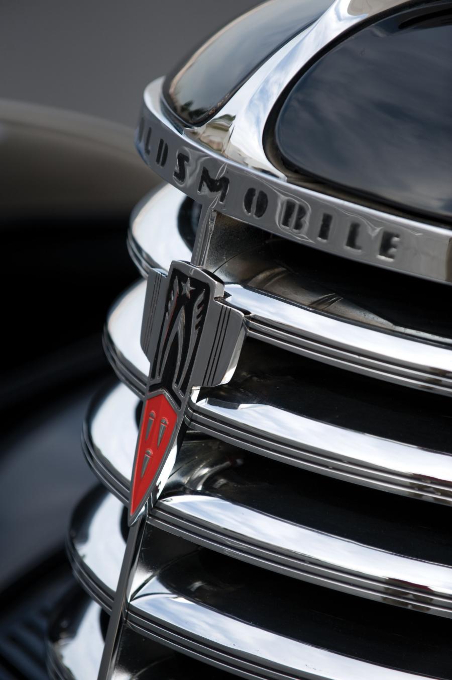  Oldsmobile Six Touring Sedan 1938 года  (фото 2 из 5)